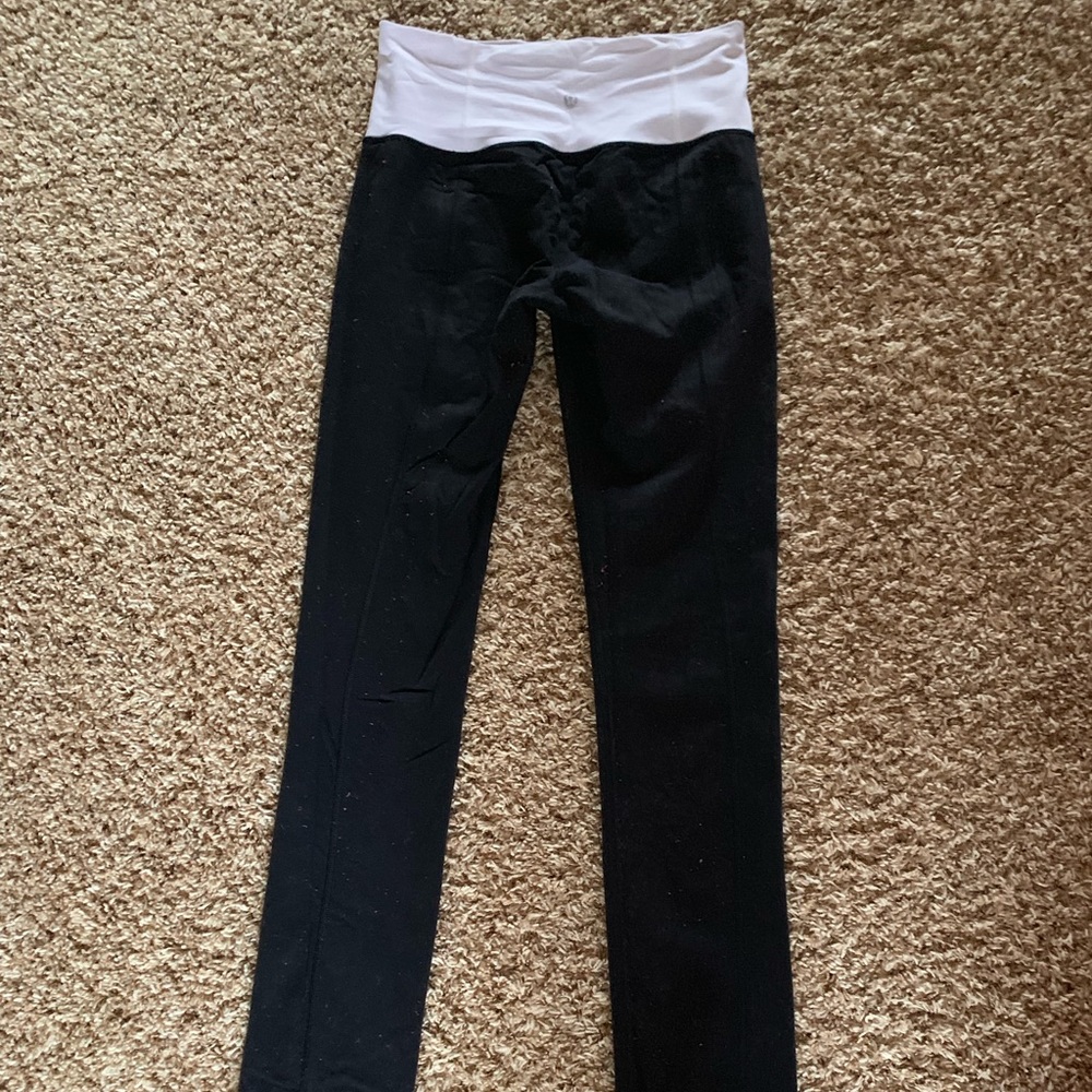 Lulu lemon yoga pants